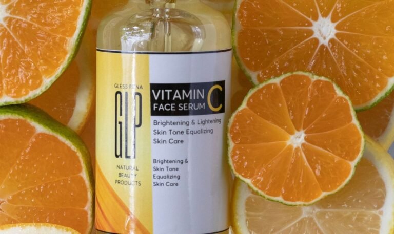 Vitamin C serum — benefits and how to use it
